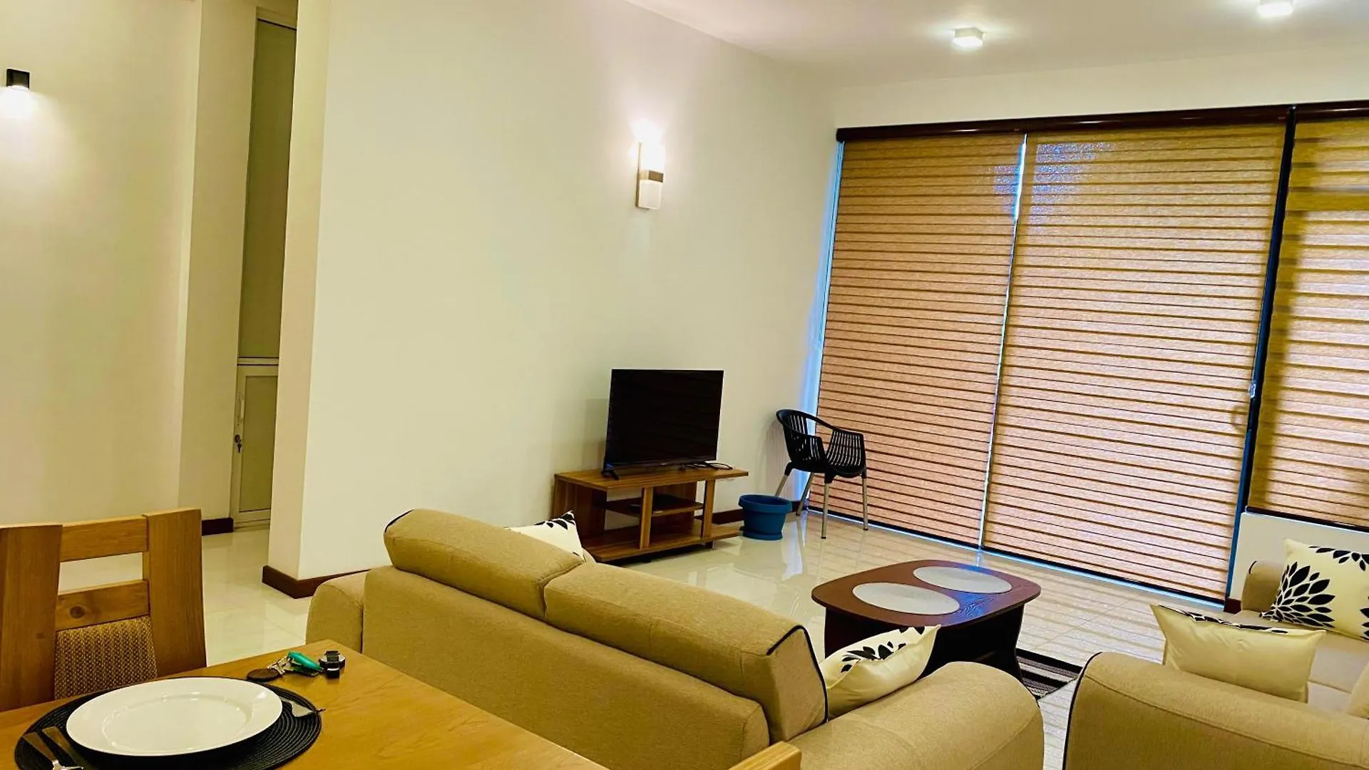 'Kandy Lake Round Apartment